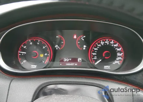 2015 Dodge Dart Sxt z USA, uszkodzony, nr VIN 1C3CDFBB0FD205357